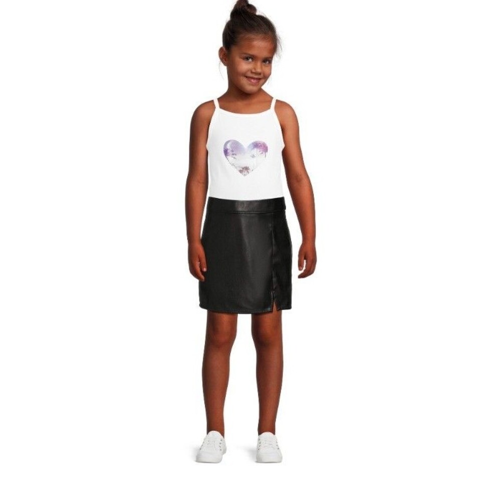Wonder Nation girls black faux leather skirt, size 6-6X Pull On
